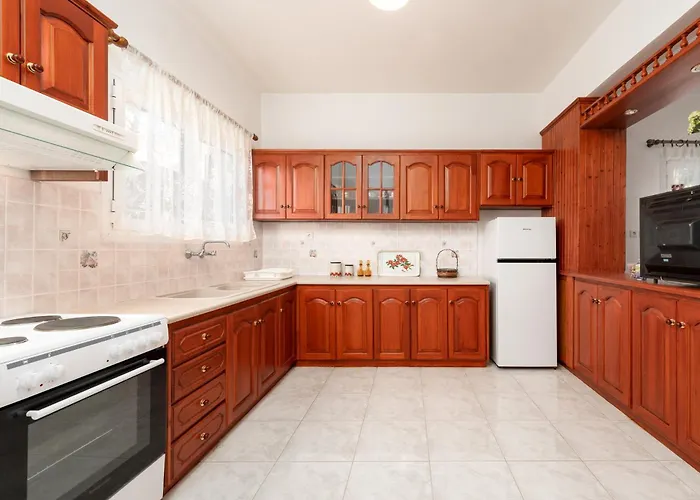 Sainis Apartment Selianítika